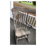 ANTIQUE WOOD ROCKING CHAIR