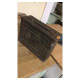 METAL AMMO BOX