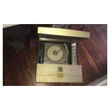 MOTOROLA PORTABLE RECORD PLAYER
