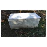PLASTIC OUTDOOR STORAGE BIN