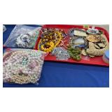 TRAY OF ASST COSTUME JEWELRY