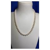 14K GOLD CLASP PEARL NECKLACE