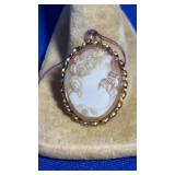 10K YELLOW GOLD FRAMED ANTIQUE CAMEO BROOCH