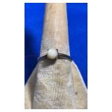 10K & PEARL RING