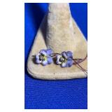 14K YG PURPLE ENAMEL PANSY W/ DIAMONDS EARRINGS