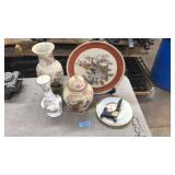 LOT OF JAPANESE PAINTED PEACOCK VASES & PLATE