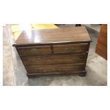 PINE 3 DRAWER DRESSER