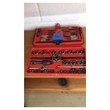 SNAP ON TAP & DIE SET