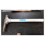 CHISEL HOLDER W/CHISEL