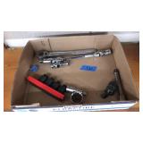 ASST. 1/2 DRIVE RATCHET W/EXT