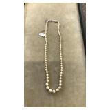 10K WHITE GOLD CLASP PEARL NECKLACE