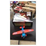 1992 FAN APP. TOUR: RICHARD PETTY VEGA MODEL PLANE