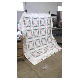 ANTIQUE HANDMADE PATCHWORK TULIP QUILT