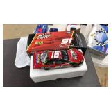 BILL ELLIOTT #91 2005 DODGE CHARGER IN BOX