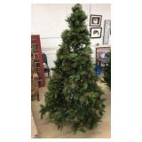 7ft PRELIT CHRISTMAS TREE