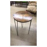 INDUSTRIAL STYLE SIDE TABLE