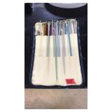 LOT OF KNITTING NEEDLES
