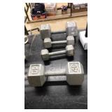 CAST IRON DUMBELLS: 10LB & 40LB