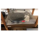 PIONEER PL-530 TURNTABLE