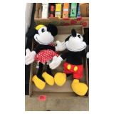 VNTG. MICKEY & MINNIE MOUSE PLUSH DOLLS