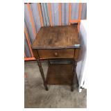 WOOD SIDE TABLE
