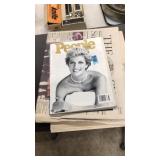 LOT OF PRINCESS DIANA NEWSPAPERS & PEOPLE MAGAZINE