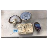 LOT OF ASST. ROCKS & NIGHTLIGHT