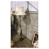 ORNATE FLOOR LAMP W SHADE