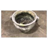 DBL HANDLED CONCRETE PLANTER