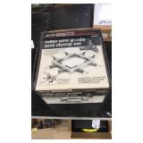 CRAFTSMAN 4PC CORNER CLAMP SET & MITER SAW GUIDE