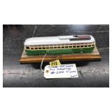 CORGI ST.LOUIS PCC STREETCAR #2800