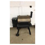 TRAEGER SMOKER