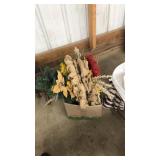 BOX OF ASST. WREATHS