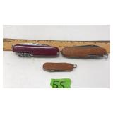 3 SWISS ARMY KNIVES