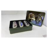 3 WOLF COLLECTOR KNIVES IN TIN