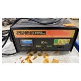 BATTERY CHARGER