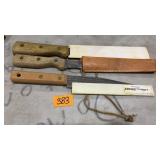 3 KITCHEN KNIVES
