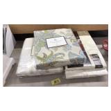 ASST LINENS & BEDDING