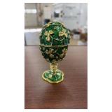 CLOVER MUSIC BOX HINGED EGG BOX