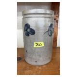 ANTIQUE 19TH C STONEWARE SALT GLAZED CROCK CLOVER