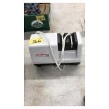 CHEFS CHOICE KNIFE SHARPENER