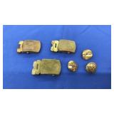 US MILITARY BELT BUCKLES & 3 BUTTONS