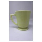 VINTAGE MCKEE CUSTARD YELLOW URANIUM GLASS PITCHER