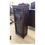 WOOD & GLASS DOOR GUN CABINET
