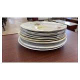 VINTAGE CHINA & OTHER DINNER PLATES