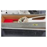 ELECTRIC KNIFE BY HAMILTON BEACH