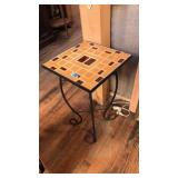 IRON & ENLAYED TOP PLANT STAND