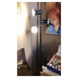 3 LIGHT FLOOR LAMP
