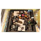TRAY W/ ASST COSTUME JEWELRY
