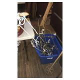 COLL OF ASST METAL PLATE RACKS